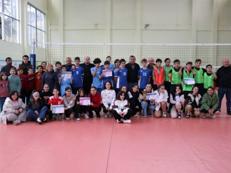 ცაგერის მრავალპროფილიან სპორტულ  დარბაზში ჩატარდა საკოლო სპორტული ოლიმპიადის...